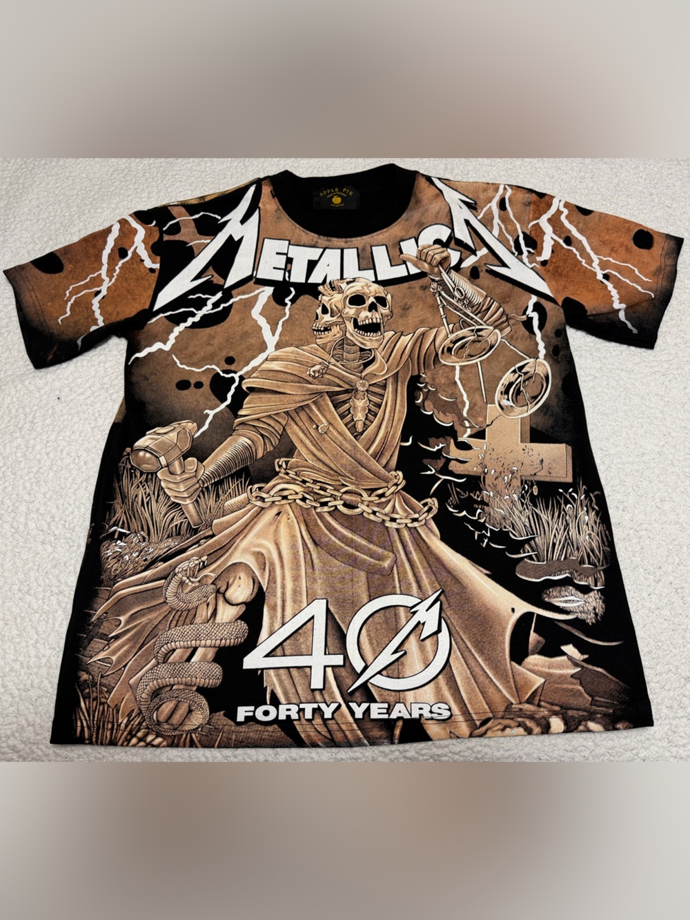 Metallica AOP Band Tee Men’s Size XL 40 YRS Skull Y2K Screen Print THAILAND NEW